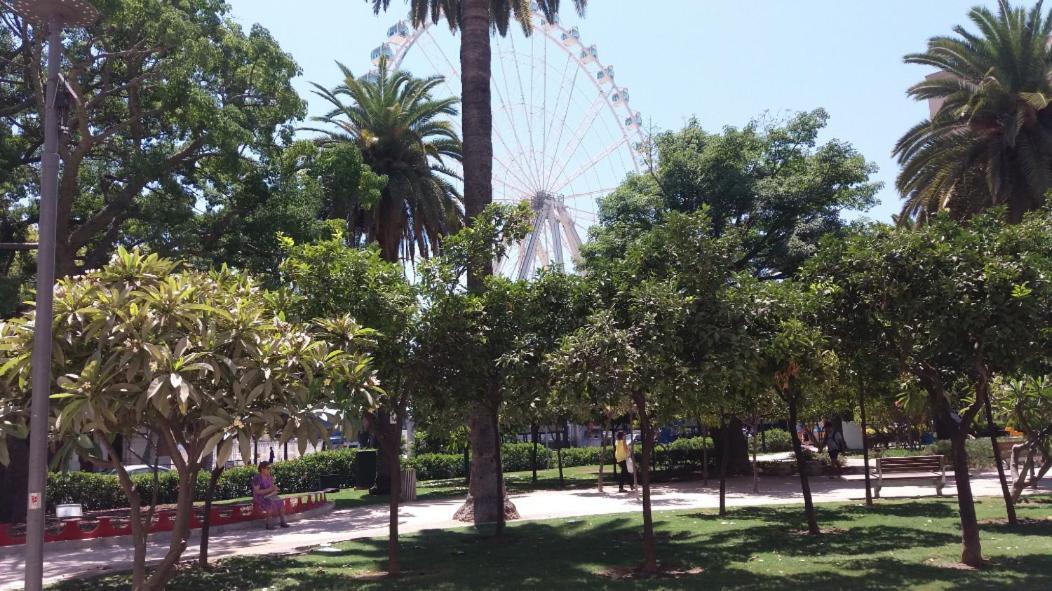 Confortable Habitacion Centrica En Piso Privado Apartment Malaga Ngoại thất bức ảnh
