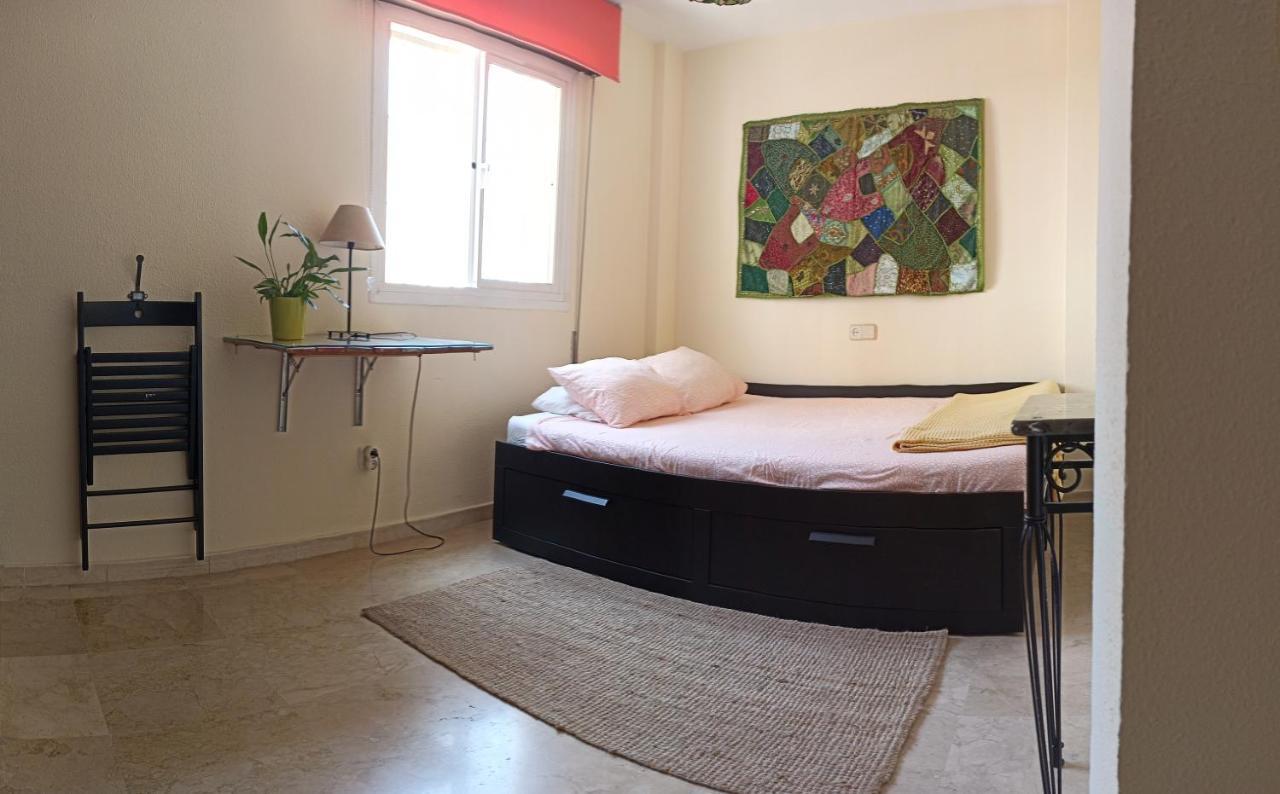 Confortable Habitacion Centrica En Piso Privado Apartment Malaga Ngoại thất bức ảnh