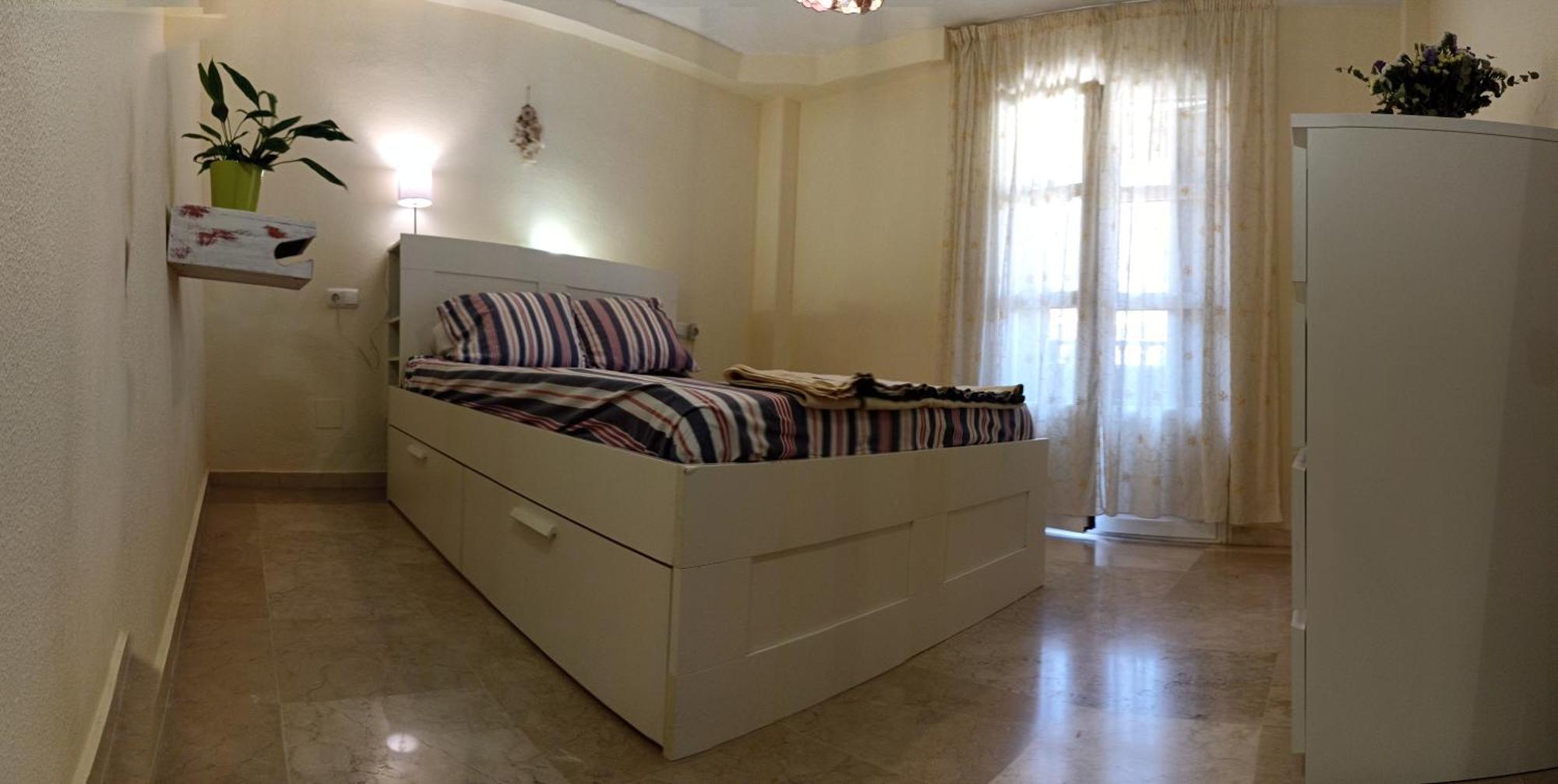 Confortable Habitacion Centrica En Piso Privado Apartment Malaga Ngoại thất bức ảnh