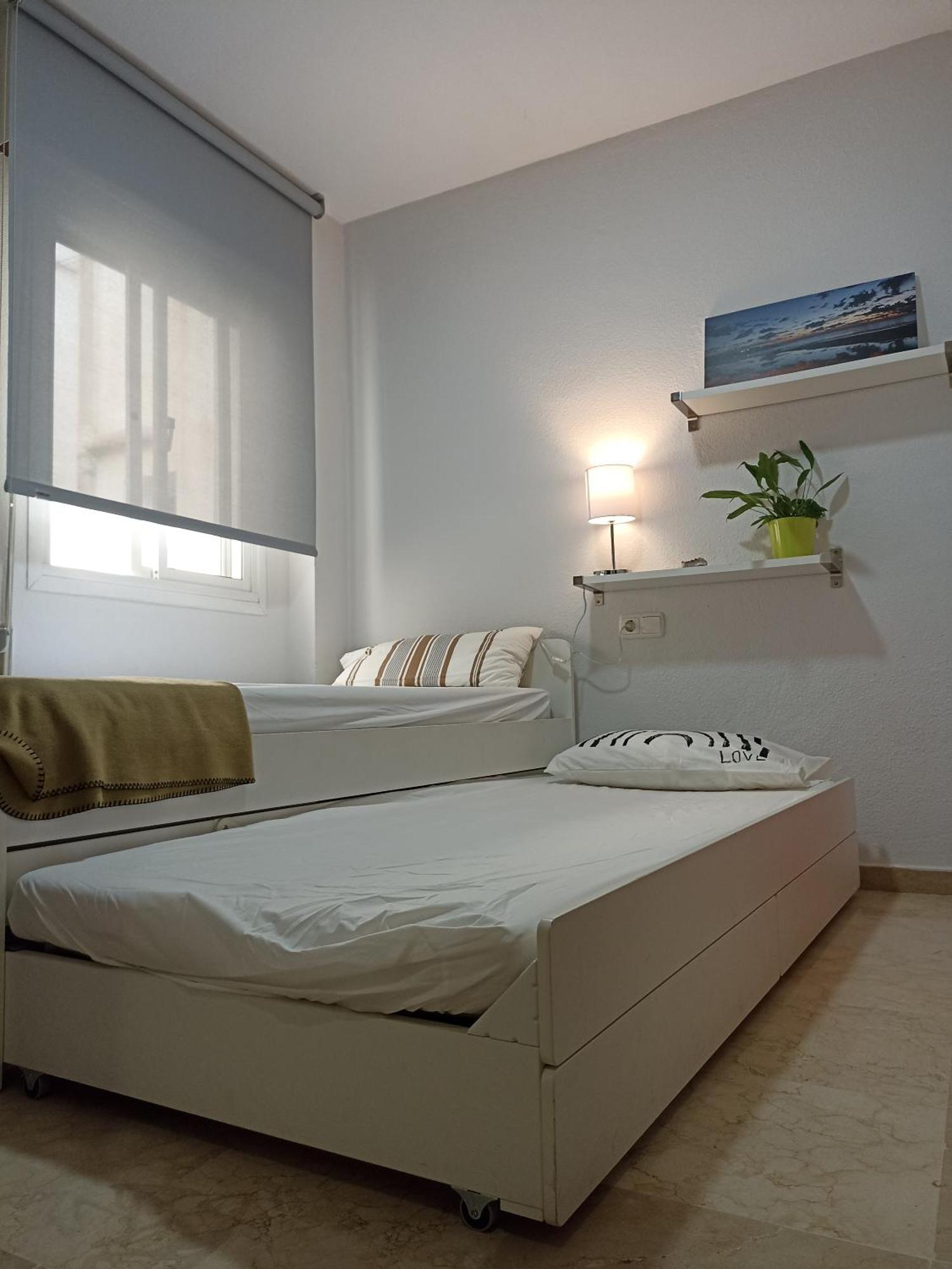 Confortable Habitacion Centrica En Piso Privado Apartment Malaga Ngoại thất bức ảnh